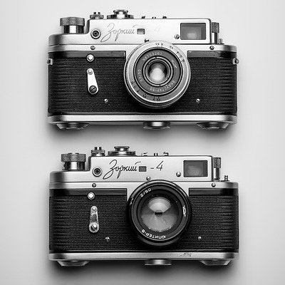 lens-3114729_640